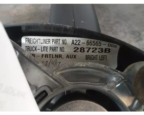 FREIGHTLINER CASCADIA 125 MIRROR ASSEMBLY FENDERHOOD