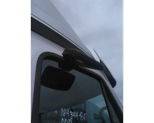 FREIGHTLINER CASCADIA 125 MIRROR LOOK DOWN