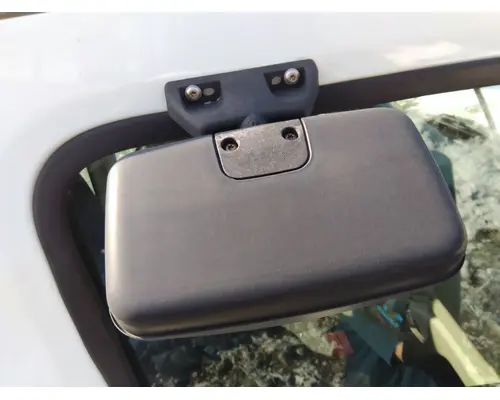 FREIGHTLINER CASCADIA 125 MIRROR LOOK DOWN