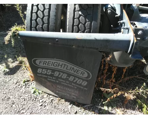 FREIGHTLINER CASCADIA 125 MUD FLAP HANGER