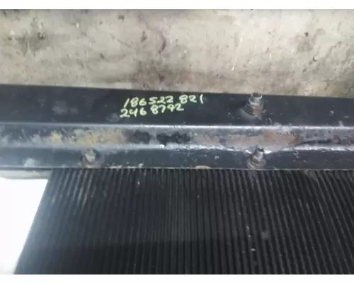 FREIGHTLINER CASCADIA 125 MUD FLAP HANGER