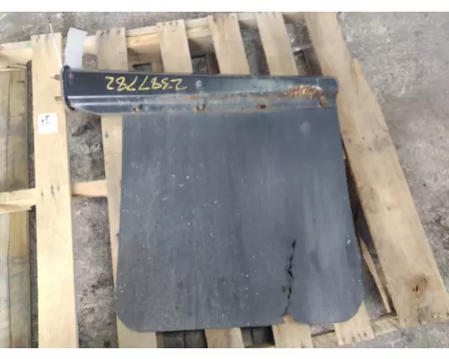 FREIGHTLINER CASCADIA 125 MUD FLAP HANGER
