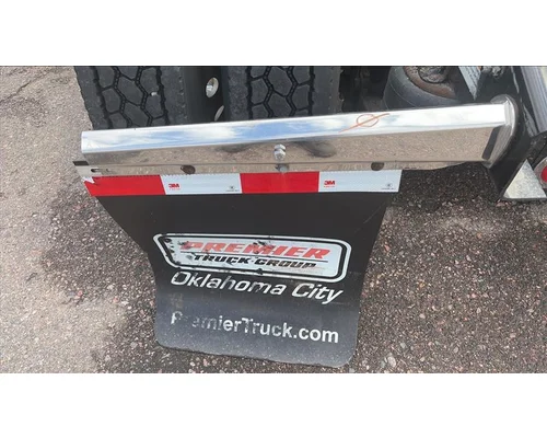 FREIGHTLINER CASCADIA 125 MUD FLAP HANGER