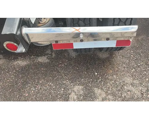 FREIGHTLINER CASCADIA 125 MUD FLAP HANGER