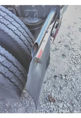 FREIGHTLINER CASCADIA 125 MUD FLAP HANGER