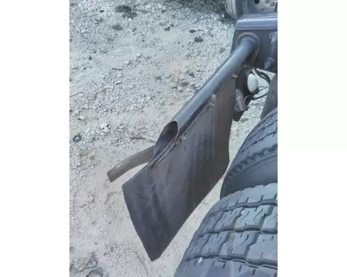 FREIGHTLINER CASCADIA 125 MUD FLAP HANGER