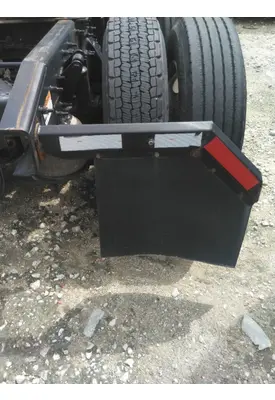 FREIGHTLINER CASCADIA 125 MUD FLAP HANGER