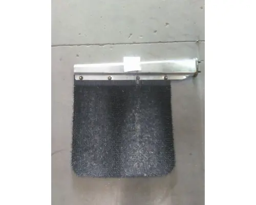 FREIGHTLINER CASCADIA 125 MUD FLAP HANGER