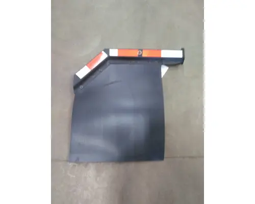 FREIGHTLINER CASCADIA 125 MUD FLAP HANGER