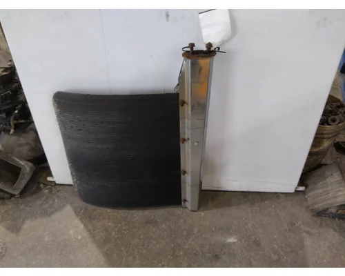 FREIGHTLINER CASCADIA 125 MUD FLAP HANGER