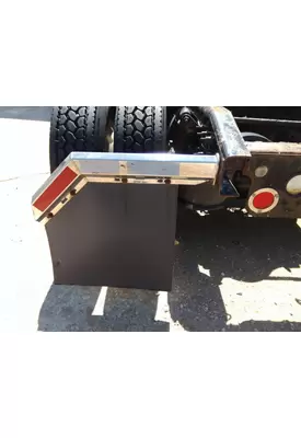 FREIGHTLINER CASCADIA 125 MUD FLAP HANGER