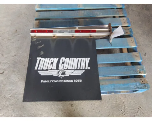 FREIGHTLINER CASCADIA 125 MUD FLAP HANGER