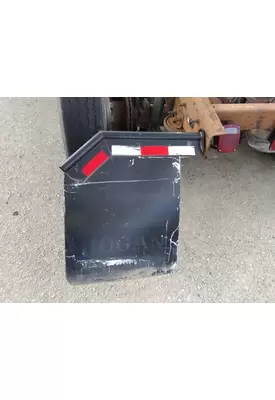 FREIGHTLINER CASCADIA 125 MUD FLAP HANGER