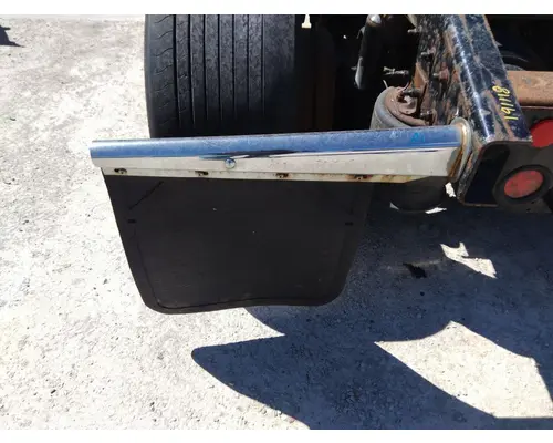 FREIGHTLINER CASCADIA 125 MUD FLAP HANGER