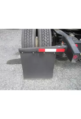 FREIGHTLINER CASCADIA 125 MUD FLAP HANGER