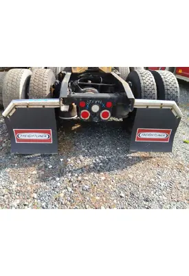 FREIGHTLINER CASCADIA 125 MUD FLAP HANGER