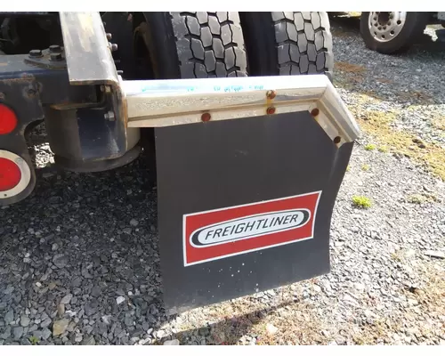 FREIGHTLINER CASCADIA 125 MUD FLAP HANGER