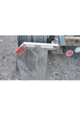 FREIGHTLINER CASCADIA 125 MUD FLAP HANGER