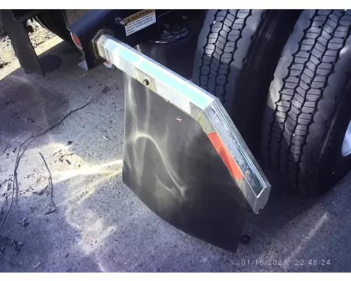 FREIGHTLINER CASCADIA 125 MUD FLAP HANGER