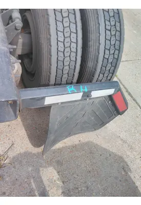 FREIGHTLINER CASCADIA 125 MUD FLAP HANGER