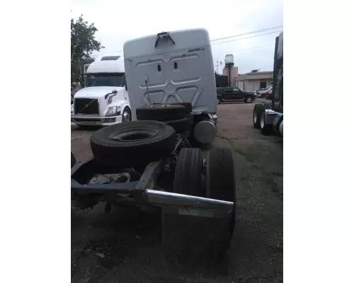 FREIGHTLINER CASCADIA 125 MUD FLAP HANGER