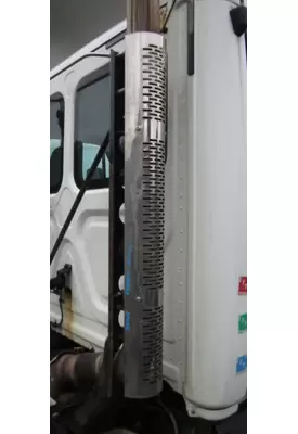 FREIGHTLINER CASCADIA 125 MUFFLER SHIELD