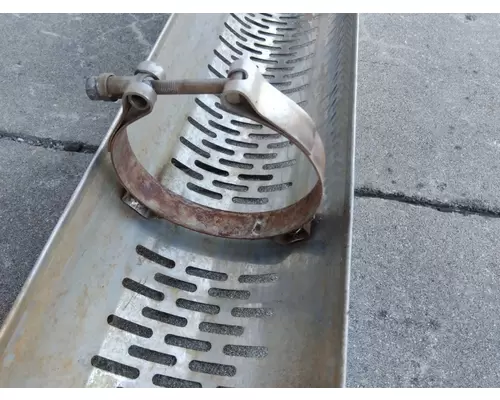 FREIGHTLINER CASCADIA 125 MUFFLER SHIELD