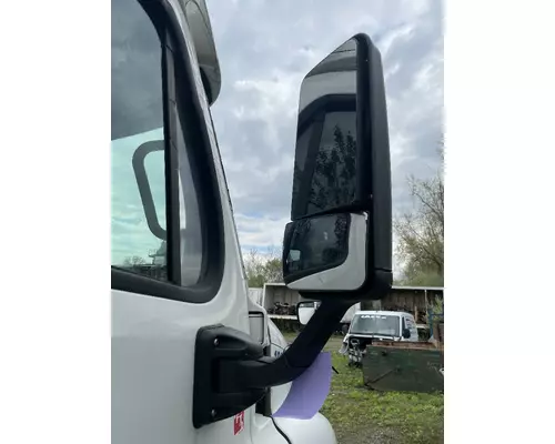 FREIGHTLINER CASCADIA 125 Mirror (Side View)