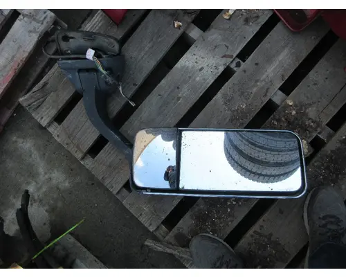 FREIGHTLINER CASCADIA 125 Mirror (Side View)