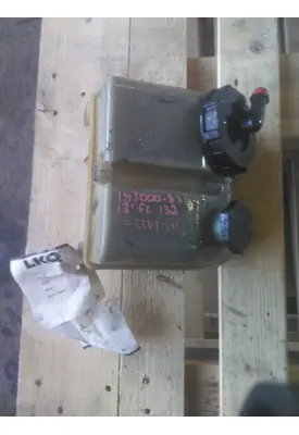 FREIGHTLINER CASCADIA 125 POWER STEERING RESERVOIR