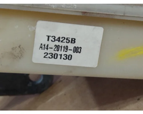 FREIGHTLINER CASCADIA 125 POWER STEERING RESERVOIR