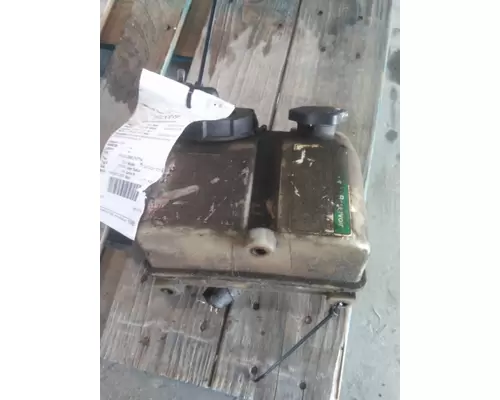 FREIGHTLINER CASCADIA 125 POWER STEERING RESERVOIR