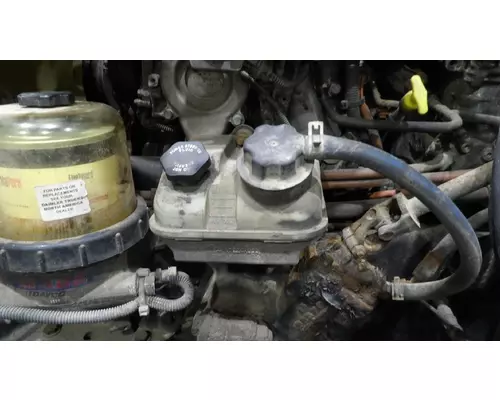 FREIGHTLINER CASCADIA 125 POWER STEERING RESERVOIR