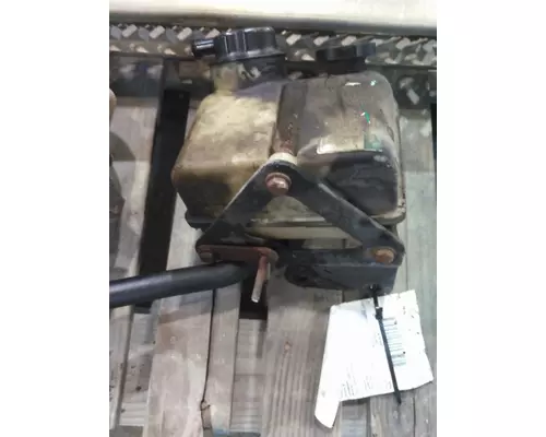 FREIGHTLINER CASCADIA 125 POWER STEERING RESERVOIR