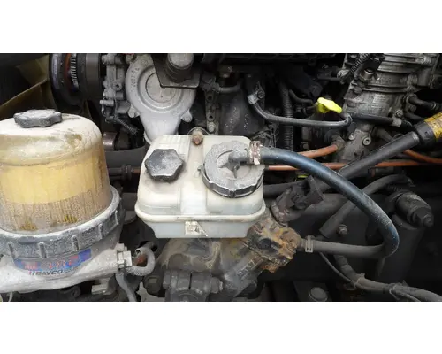 FREIGHTLINER CASCADIA 125 POWER STEERING RESERVOIR