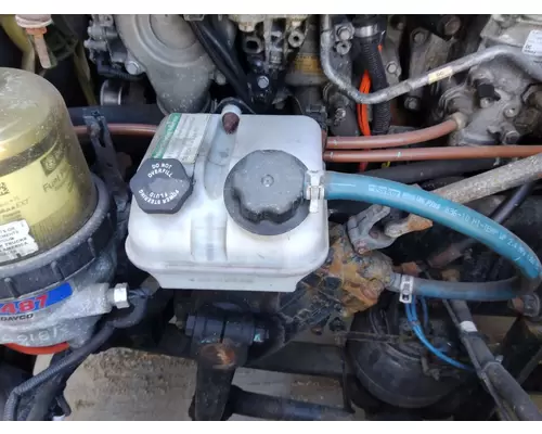 FREIGHTLINER CASCADIA 125 POWER STEERING RESERVOIR