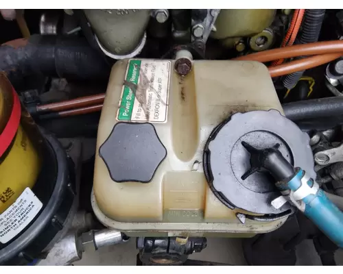 FREIGHTLINER CASCADIA 125 POWER STEERING RESERVOIR