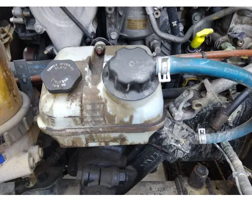 FREIGHTLINER CASCADIA 125 POWER STEERING RESERVOIR