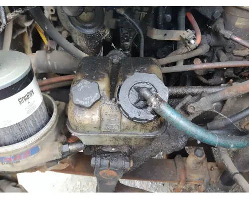 FREIGHTLINER CASCADIA 125 POWER STEERING RESERVOIR