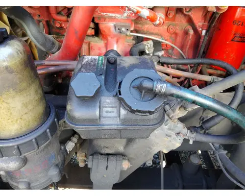 FREIGHTLINER CASCADIA 125 POWER STEERING RESERVOIR