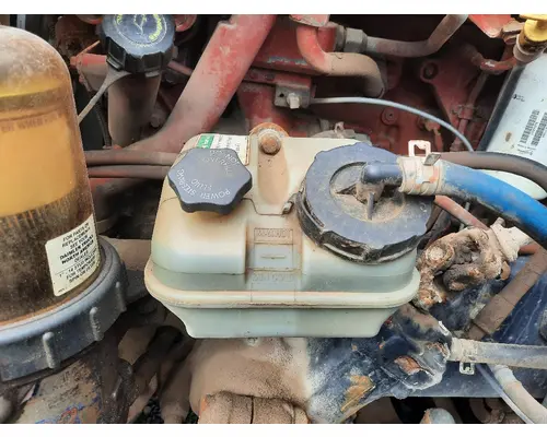 FREIGHTLINER CASCADIA 125 POWER STEERING RESERVOIR