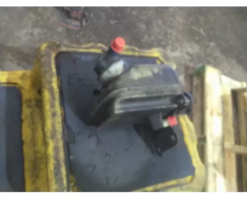 FREIGHTLINER CASCADIA 125 POWER STEERING RESERVOIR
