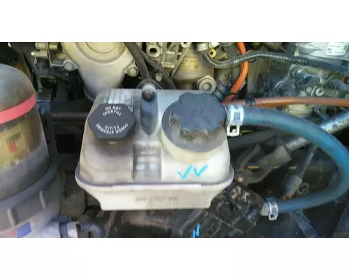 FREIGHTLINER CASCADIA 125 POWER STEERING RESERVOIR