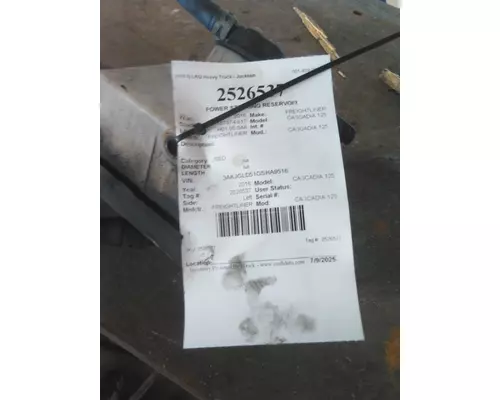 FREIGHTLINER CASCADIA 125 POWER STEERING RESERVOIR