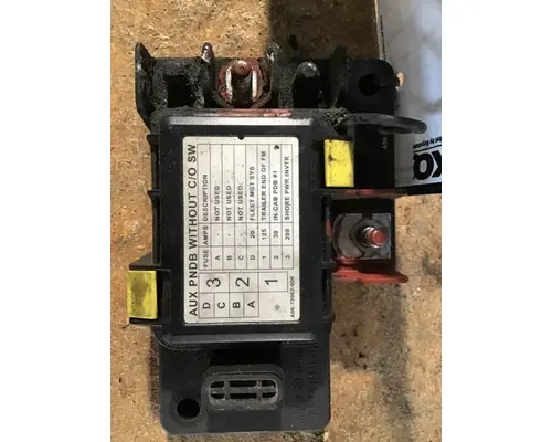 FREIGHTLINER CASCADIA 125 POWERNET DISTRIBUTION BOX (PNDB)