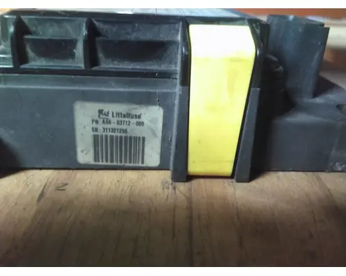 FREIGHTLINER CASCADIA 125 POWERNET DISTRIBUTION BOX (PNDB)
