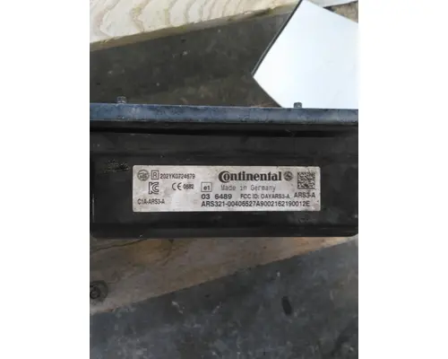 FREIGHTLINER CASCADIA 125 RADAR ANTI-COLLISION MODULE