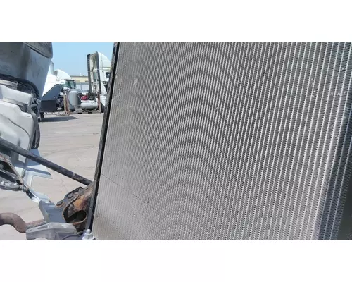 FREIGHTLINER CASCADIA 125 RADIATOR ASSEMBLY