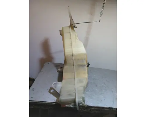 FREIGHTLINER CASCADIA 125 RADIATOR OVERFLOW TANK