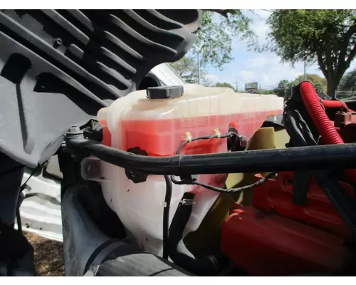 FREIGHTLINER CASCADIA 125 RADIATOR OVERFLOW TANK